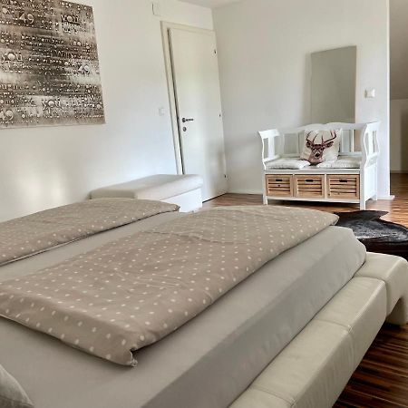 Ferienwohnung H&H Happy Holiday フェルデン・アム・ヴェルターゼー エクステリア 写真